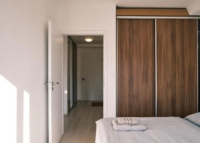 New Opposite To Presidential Palace *