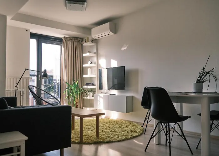 Apartment New Opposite To Presidential Palace