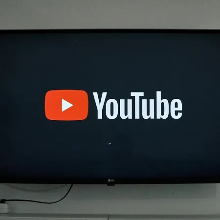 New Opposite To Presidential Palace 布拉迪斯拉发