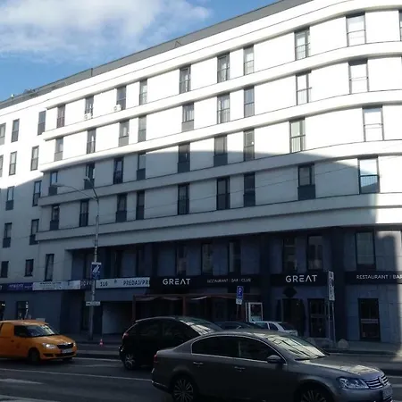 New Opposite To Presidential Palace * 布拉迪斯拉发